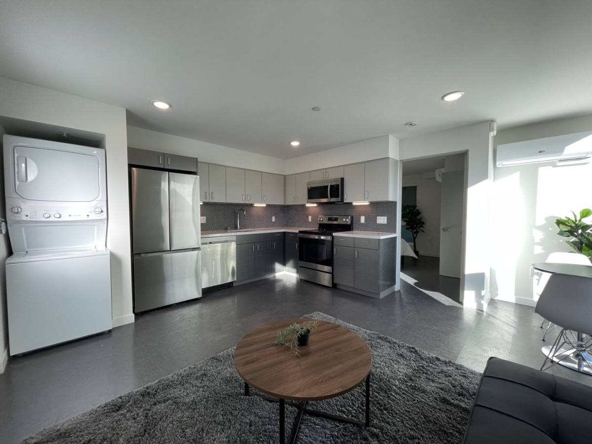Apartment for rent at 2441 University Ave, San Diego, CA 92104