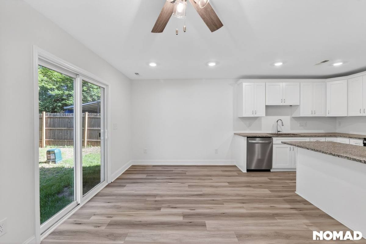 Townhouse for rent at 15824 S J Lawrence Rd, Charlotte, NC 28273