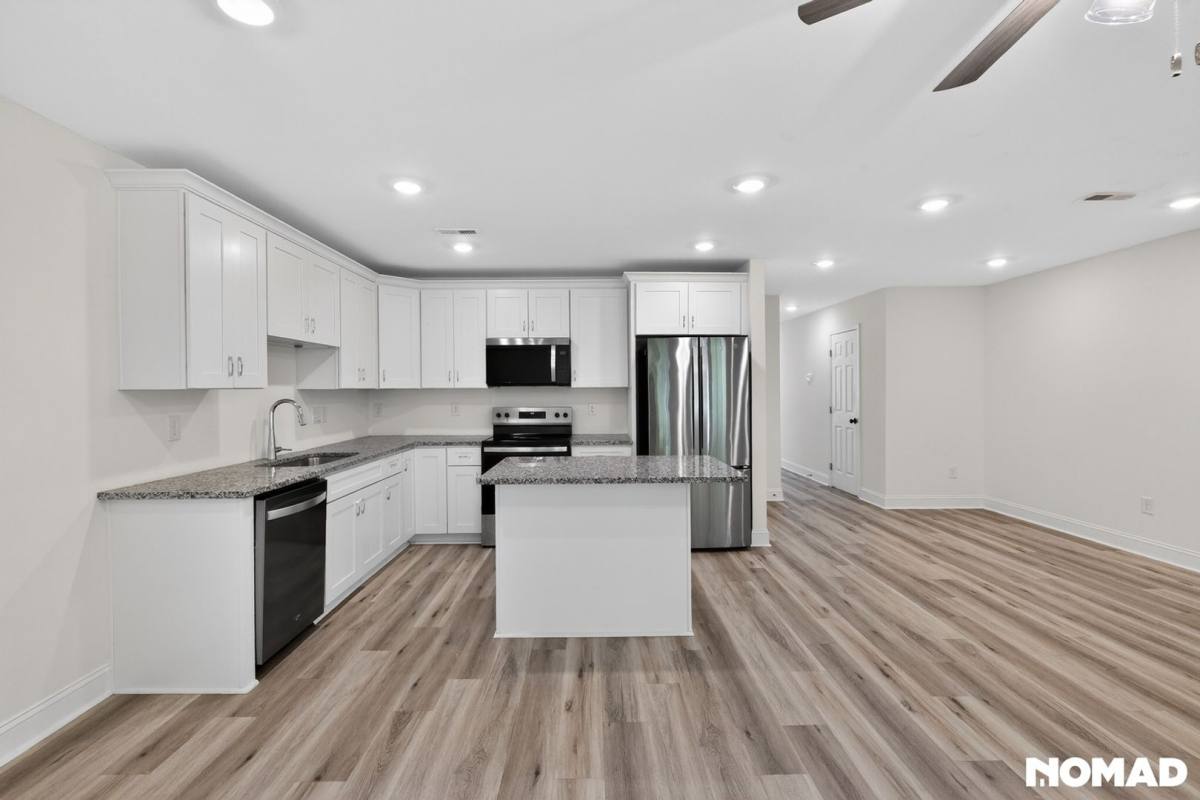 Townhouse for rent at 15824 S J Lawrence Rd, Charlotte, NC 28273