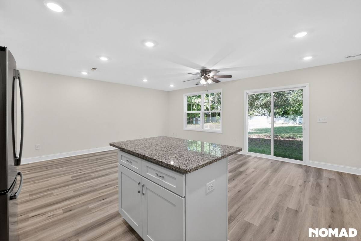 Townhouse for rent at 15824 S J Lawrence Rd, Charlotte, NC 28273