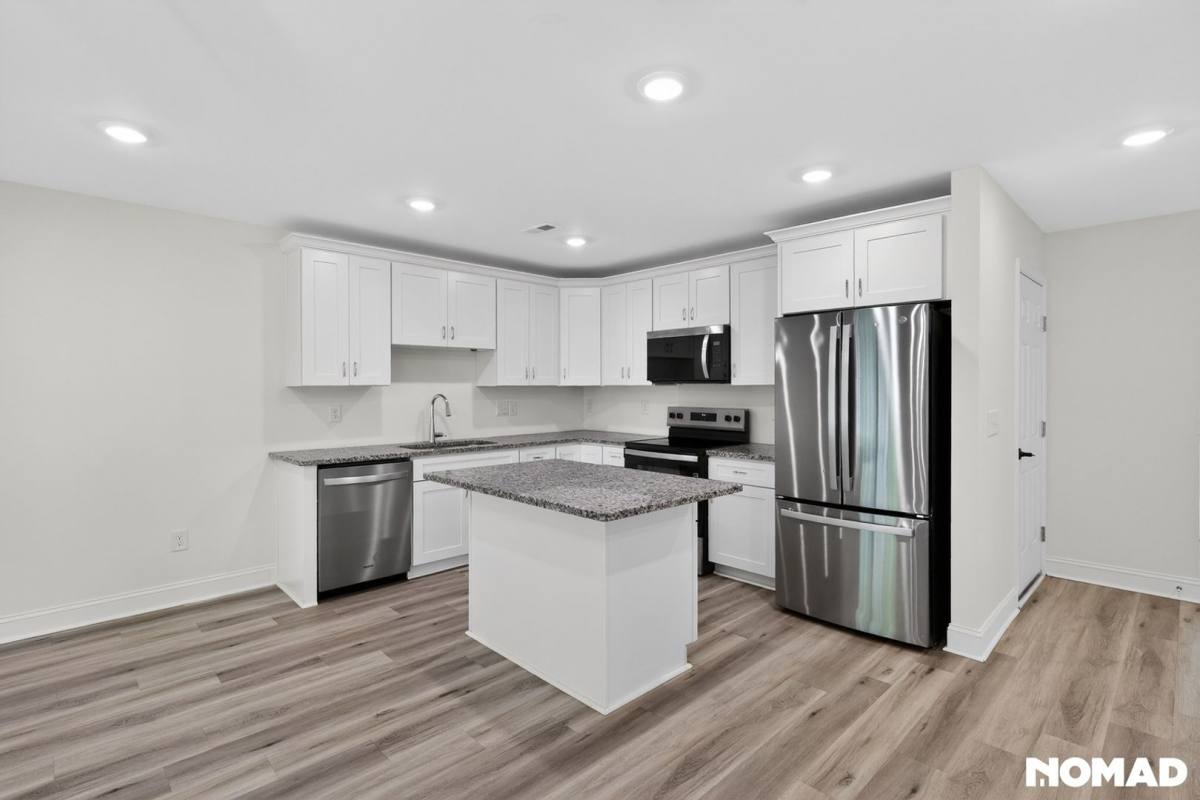 Townhouse for rent at 15824 S J Lawrence Rd, Charlotte, NC 28273