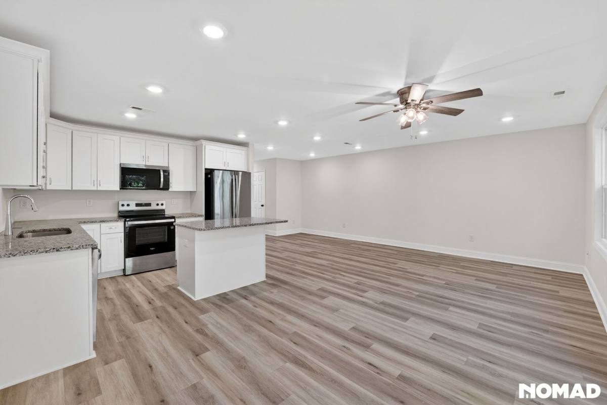 Townhouse for rent at 15824 S J Lawrence Rd, Charlotte, NC 28273