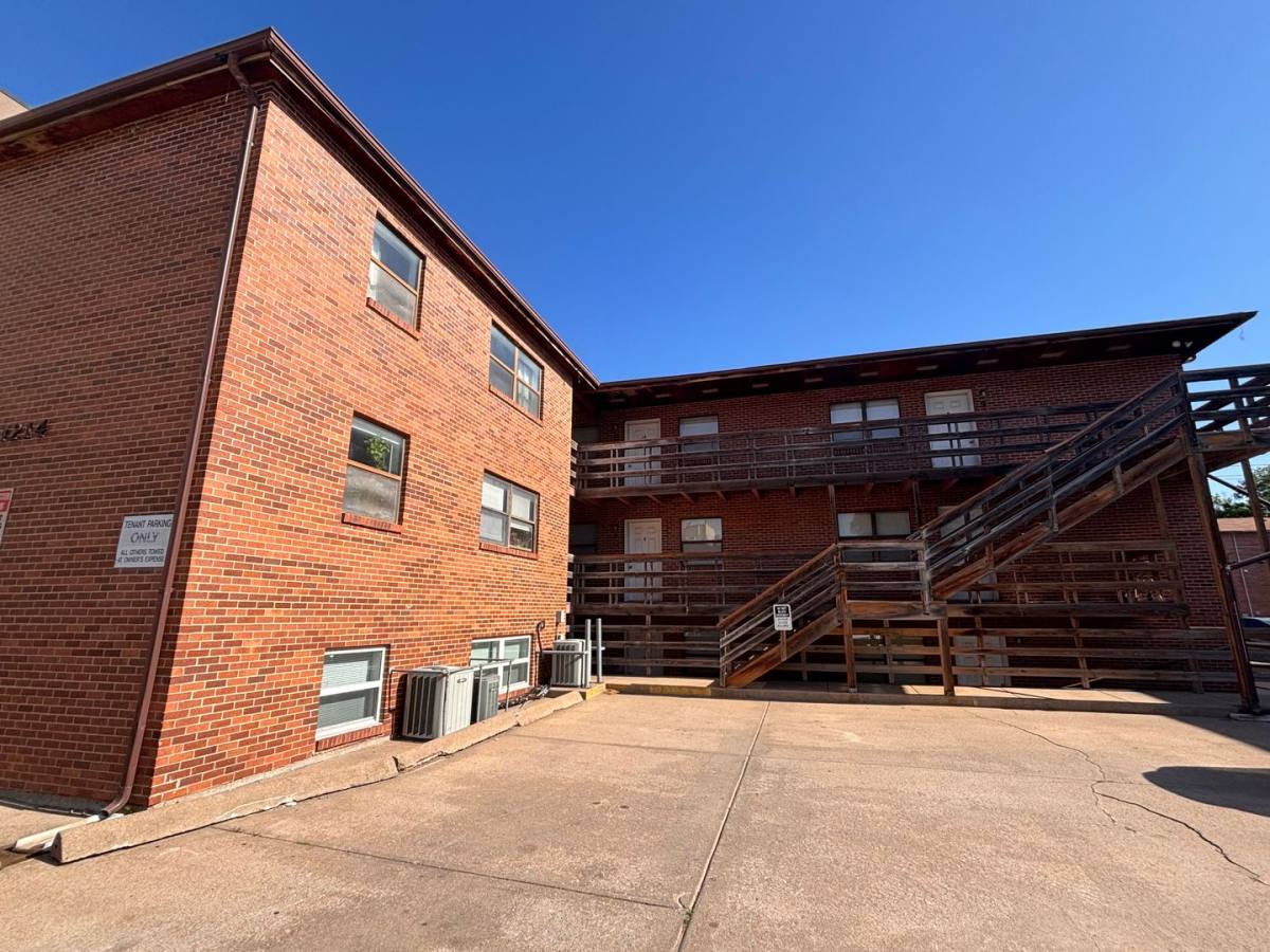 Apartment for rent at 1214 Vattier St, Manhattan, KS 66502