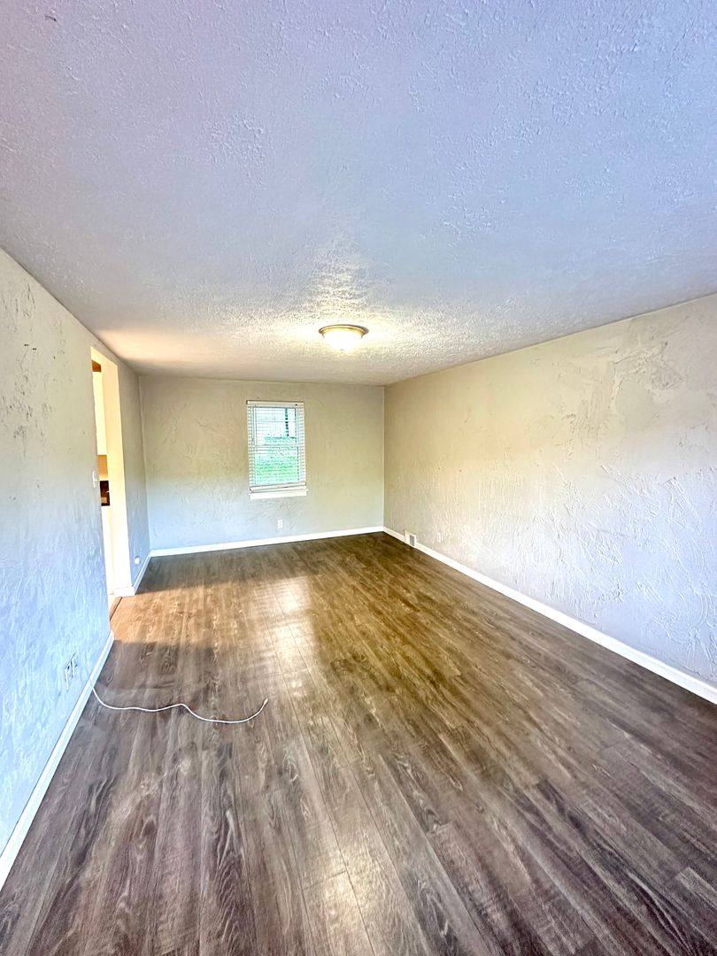 House for rent at 481 Filmore Rd, Pittsburgh, PA 15221