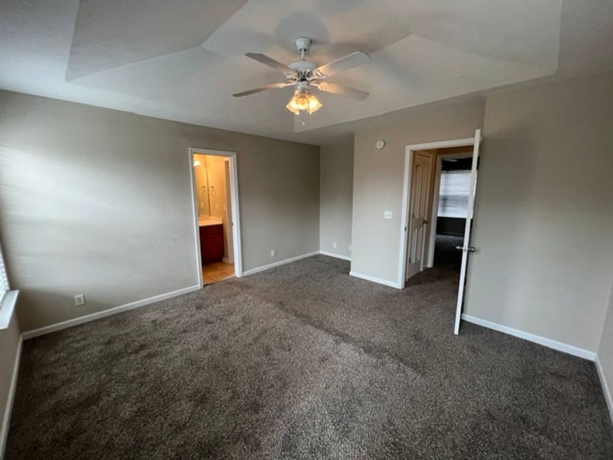 Townhouse for rent at 417 Shoshone Place, Murfreesboro, TN 37128