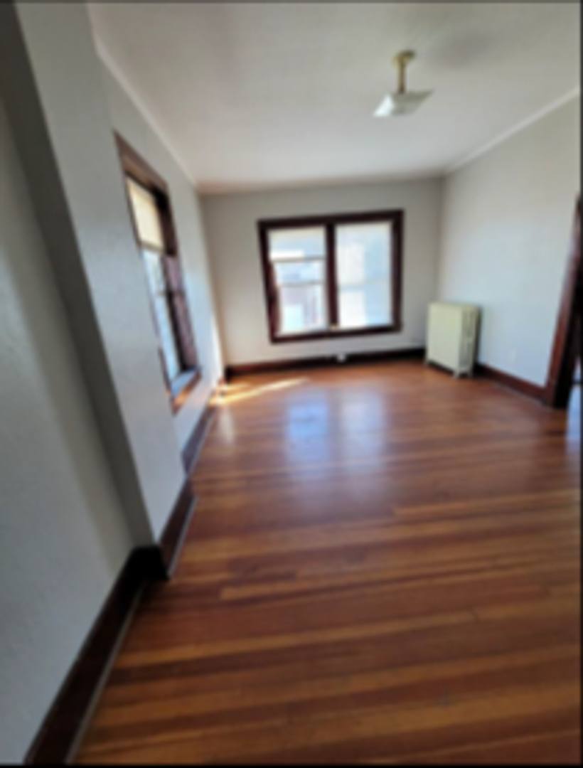 Apartment for rent at 211 N Maple St, Creston, IA 50801