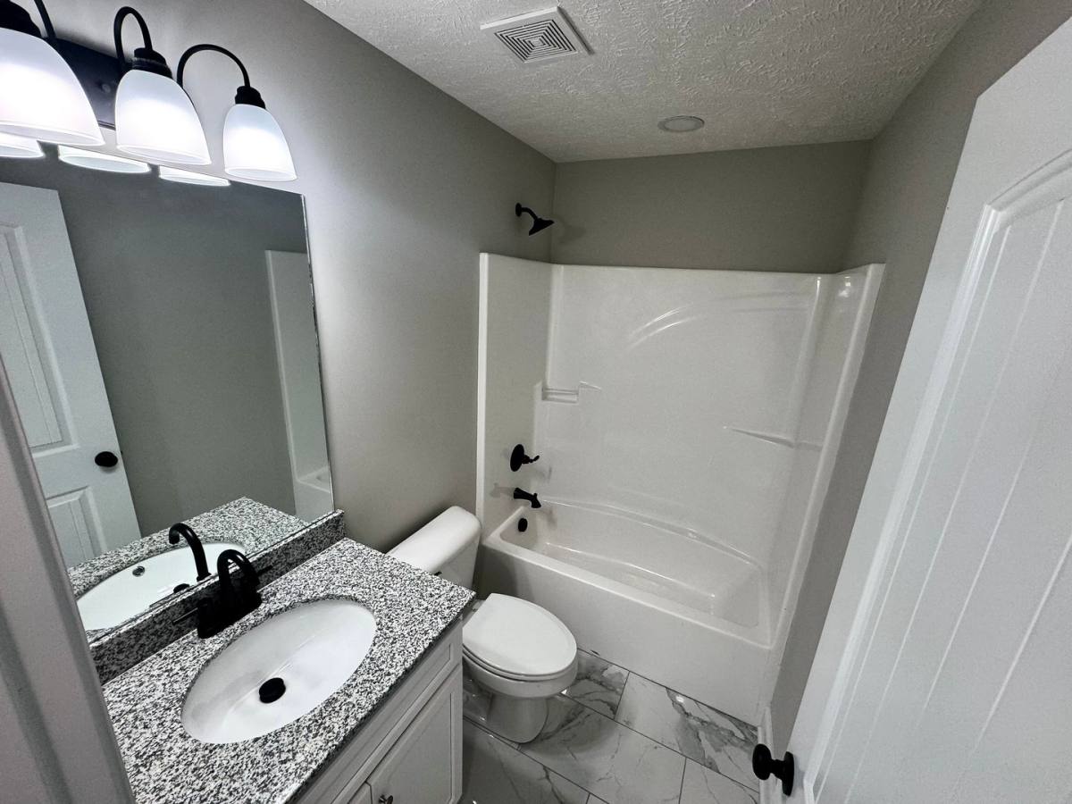 Townhouse for rent at 113 W End Ave, Shelbyville, TN 37160