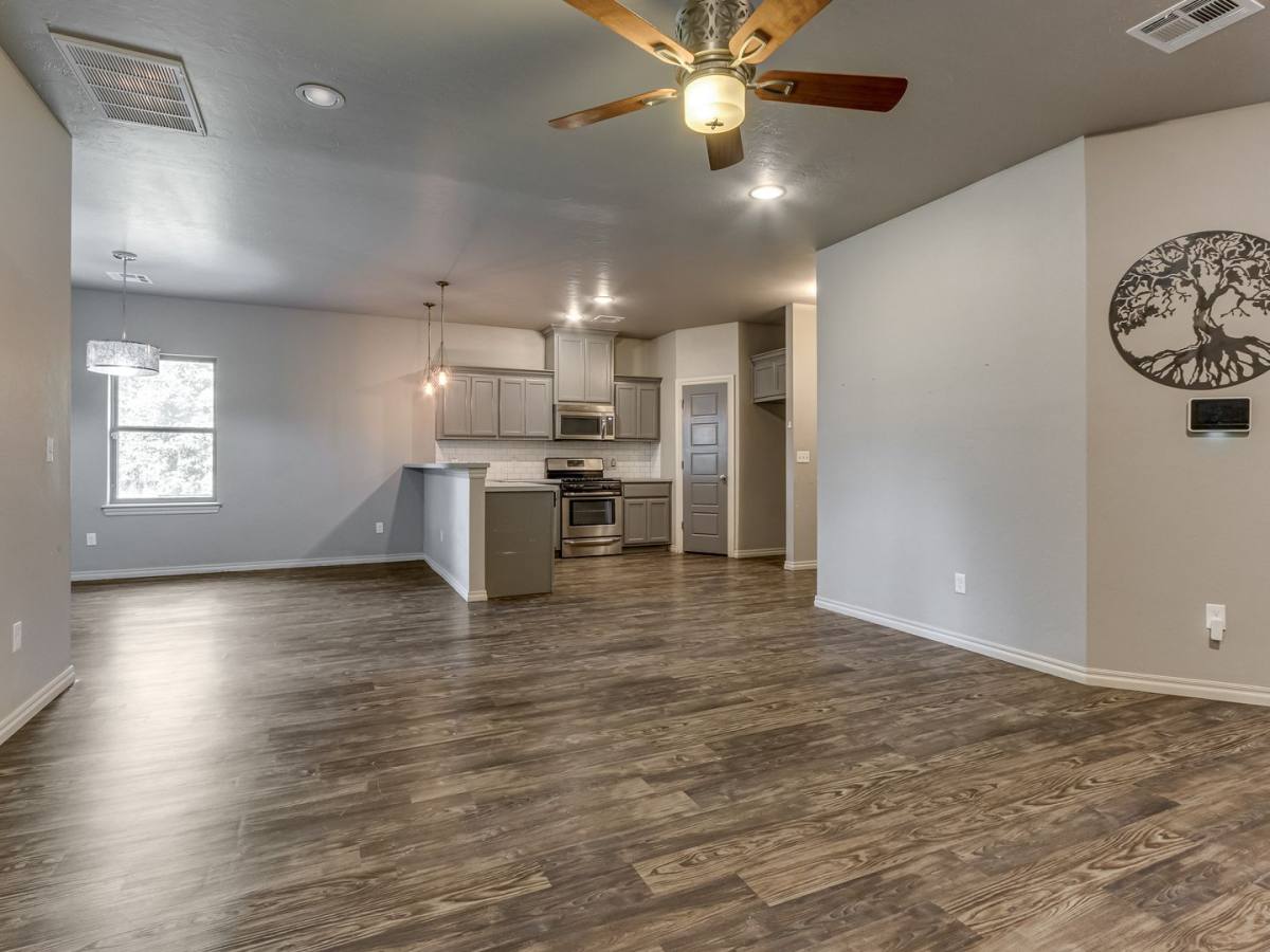 House for rent at 6304 NW 32nd St, Bethany, OK 73008