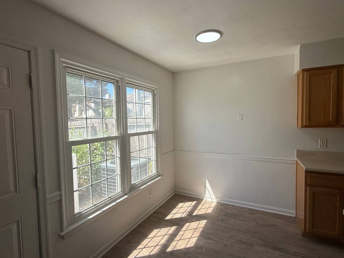Townhouse for rent at 5403 Scholarship Dr, Virginia Beach, VA 23462