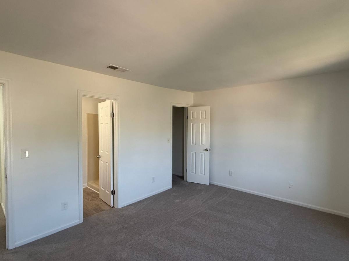 Townhouse for rent at 5403 Scholarship Dr, Virginia Beach, VA 23462