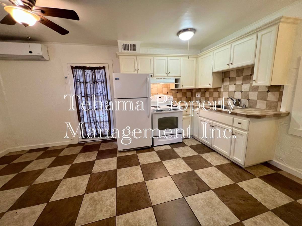 Apartment for rent at 931 Rio St, Red Bluff, CA 96080