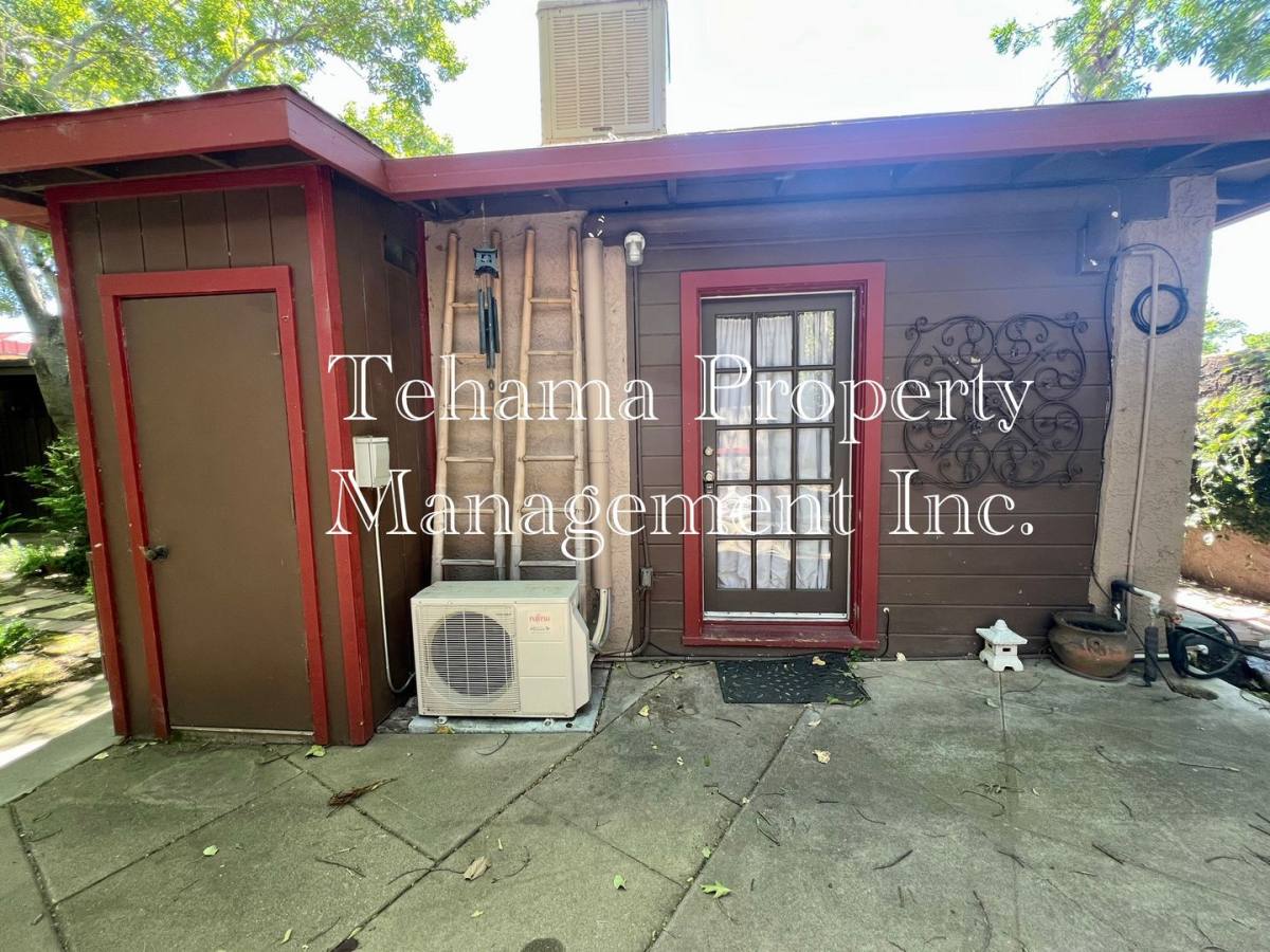 Apartment for rent at 931 Rio St, Red Bluff, CA 96080