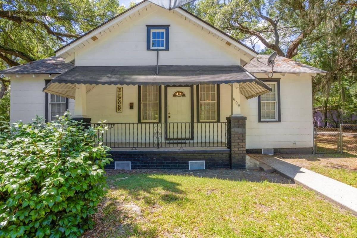 House for rent at 1109 E 69th St, Savannah, GA 31404