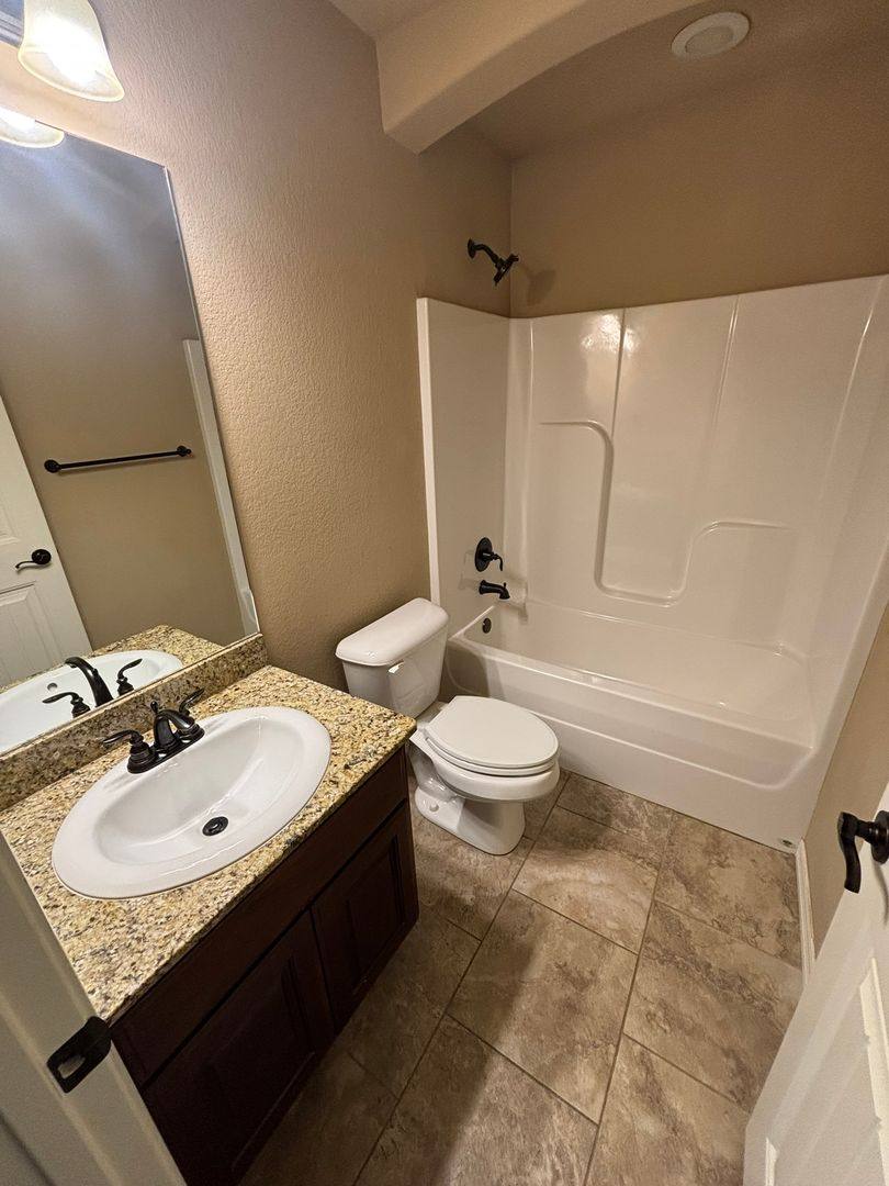 House for rent at 3556 W Country Meadows St, Fayetteville, AR 72704