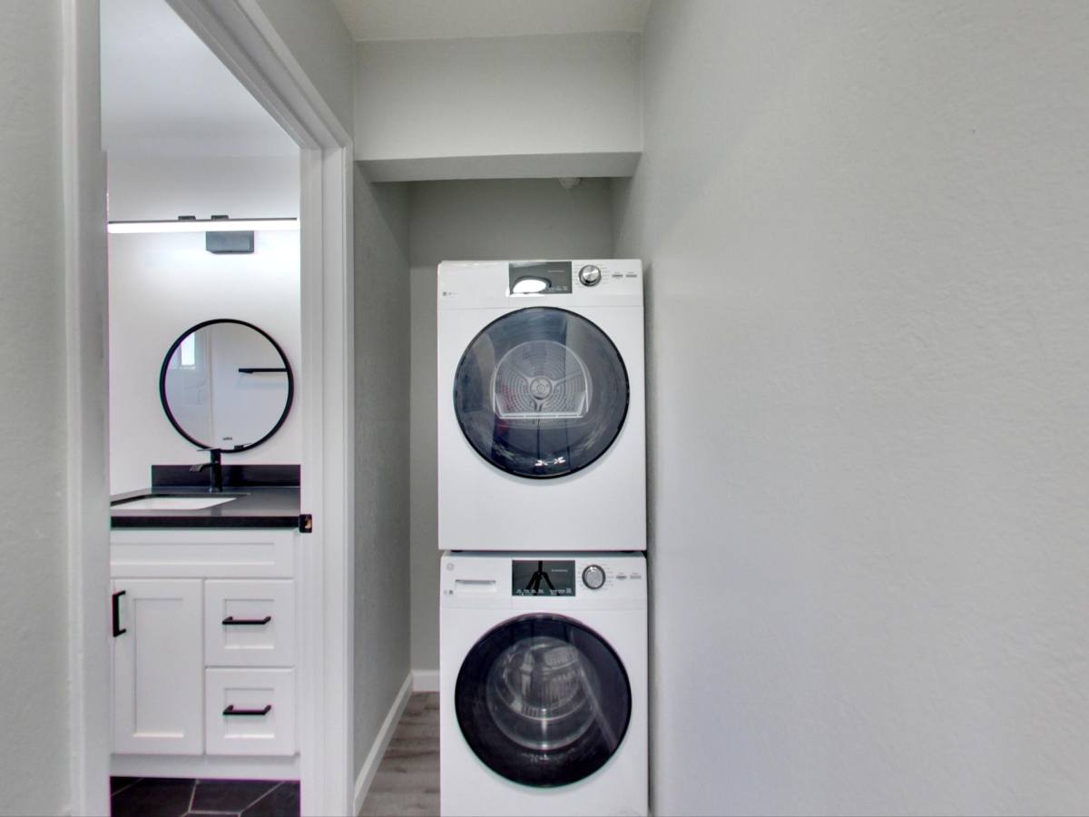 Apartment for rent at 14433 Bancroft Ave, San Leandro, CA 94578