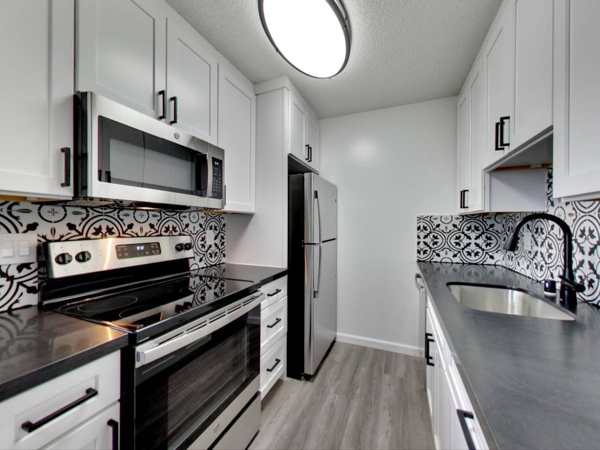 Apartment for rent at 14433 Bancroft Ave, San Leandro, CA 94578