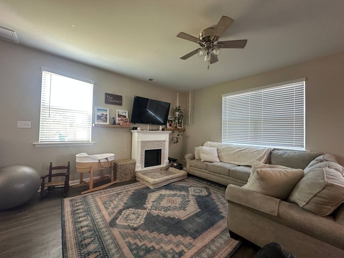 House for rent at 307 Crayfish Court, Swansboro, NC 28584