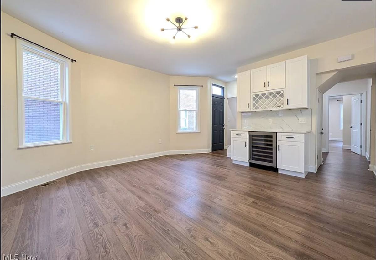 House for rent at 1911 Corning Ave, Cleveland, OH 44109