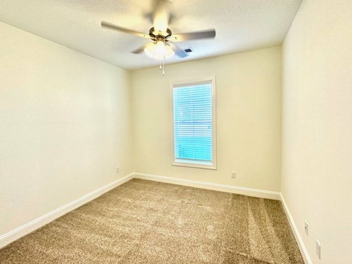 Apartment for rent at 5301 Douglas Dr, Olive Branch, MS 38654