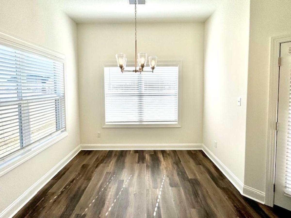 Apartment for rent at 5301 Douglas Dr, Olive Branch, MS 38654