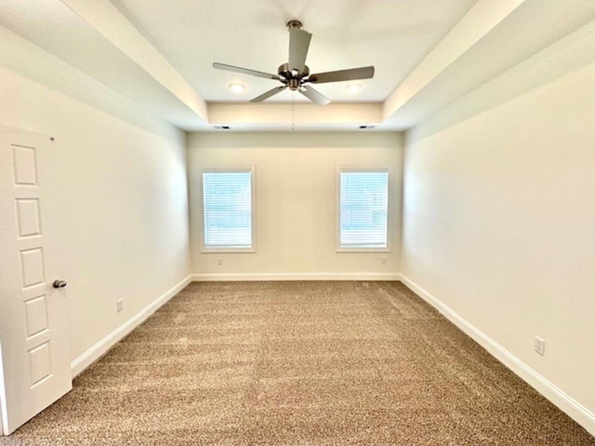 Apartment for rent at 5301 Douglas Dr, Olive Branch, MS 38654