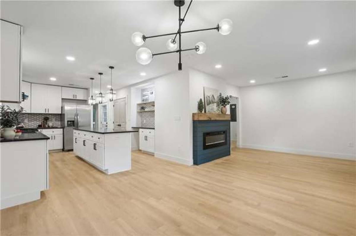 House for rent at 1758 Emerald Ave SW, Atlanta, GA 30310