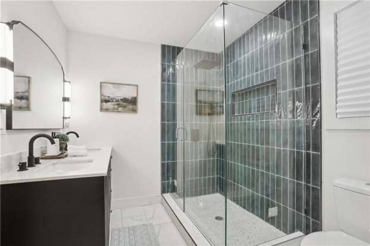 House for rent at 1758 Emerald Ave SW, Atlanta, GA 30310