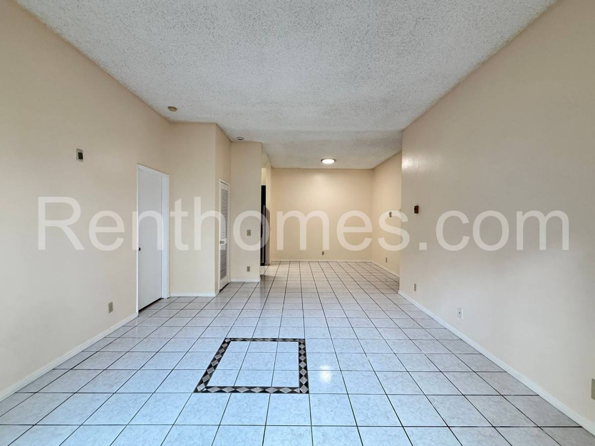 Condo for rent at 8320 Regents Rd, San Diego, CA 92122