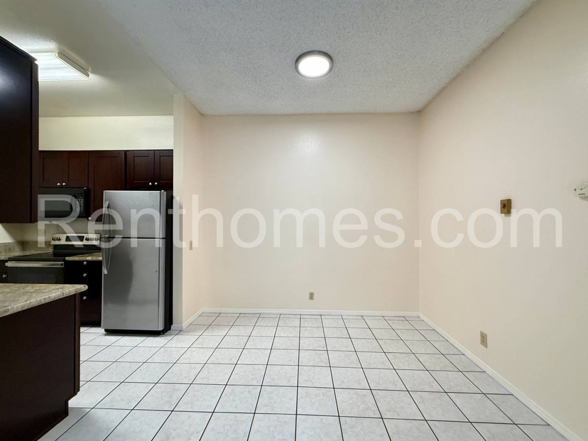 Condo for rent at 8320 Regents Rd, San Diego, CA 92122