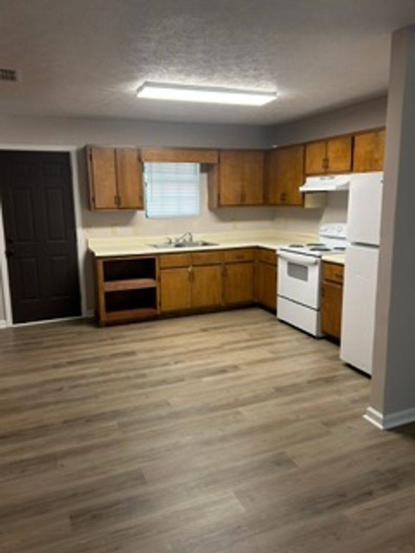 Apartment for rent at 216 Maryland Dr, Rome, GA 30165