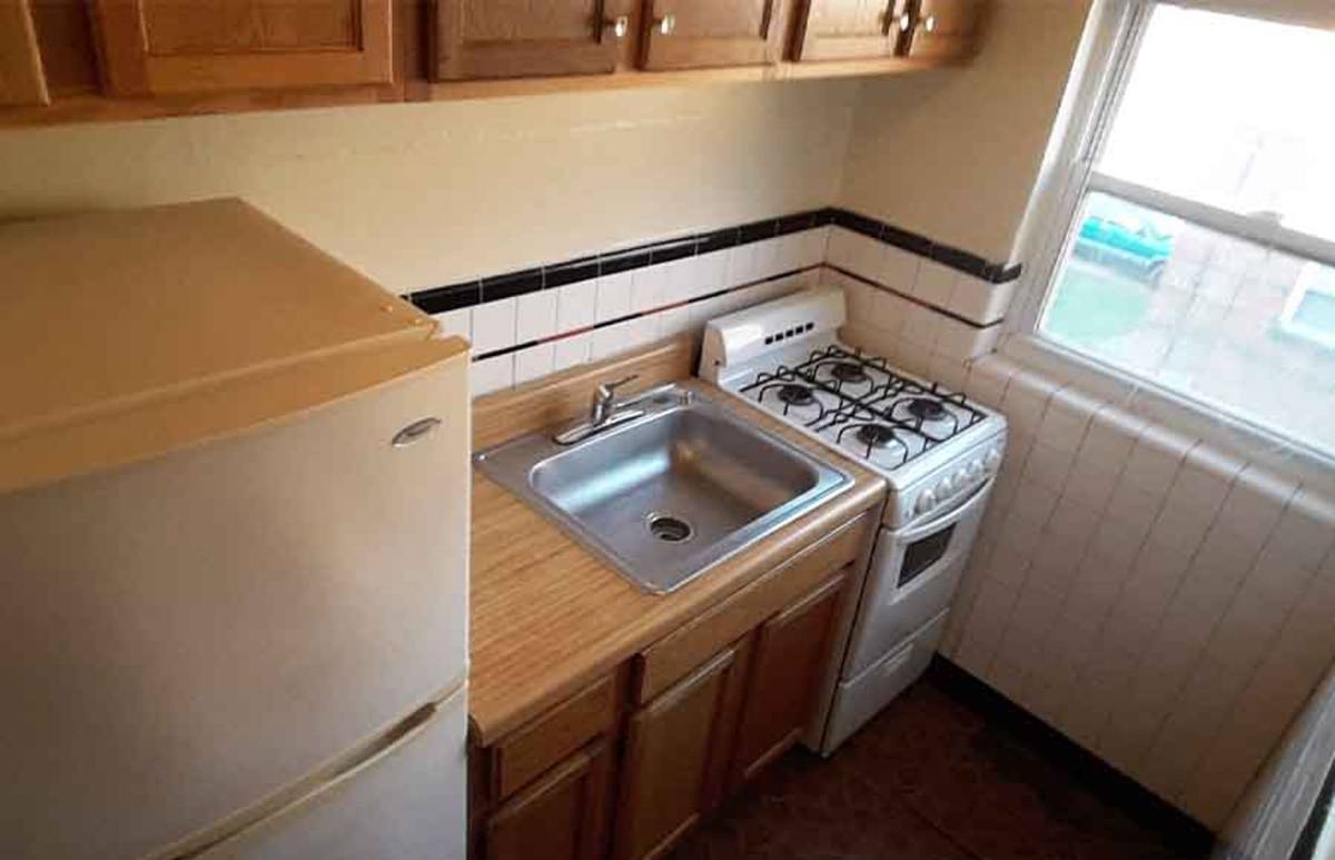 Apartment for rent at 948 Ludlow Ave, Cincinnati, OH 45220