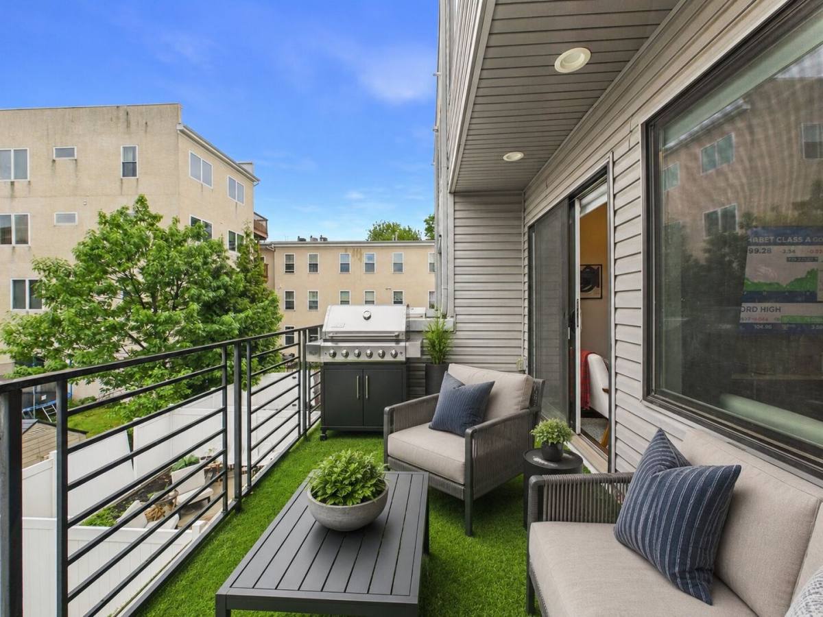 Condo for rent at 1514 Cambridge St, Philadelphia, PA 19130