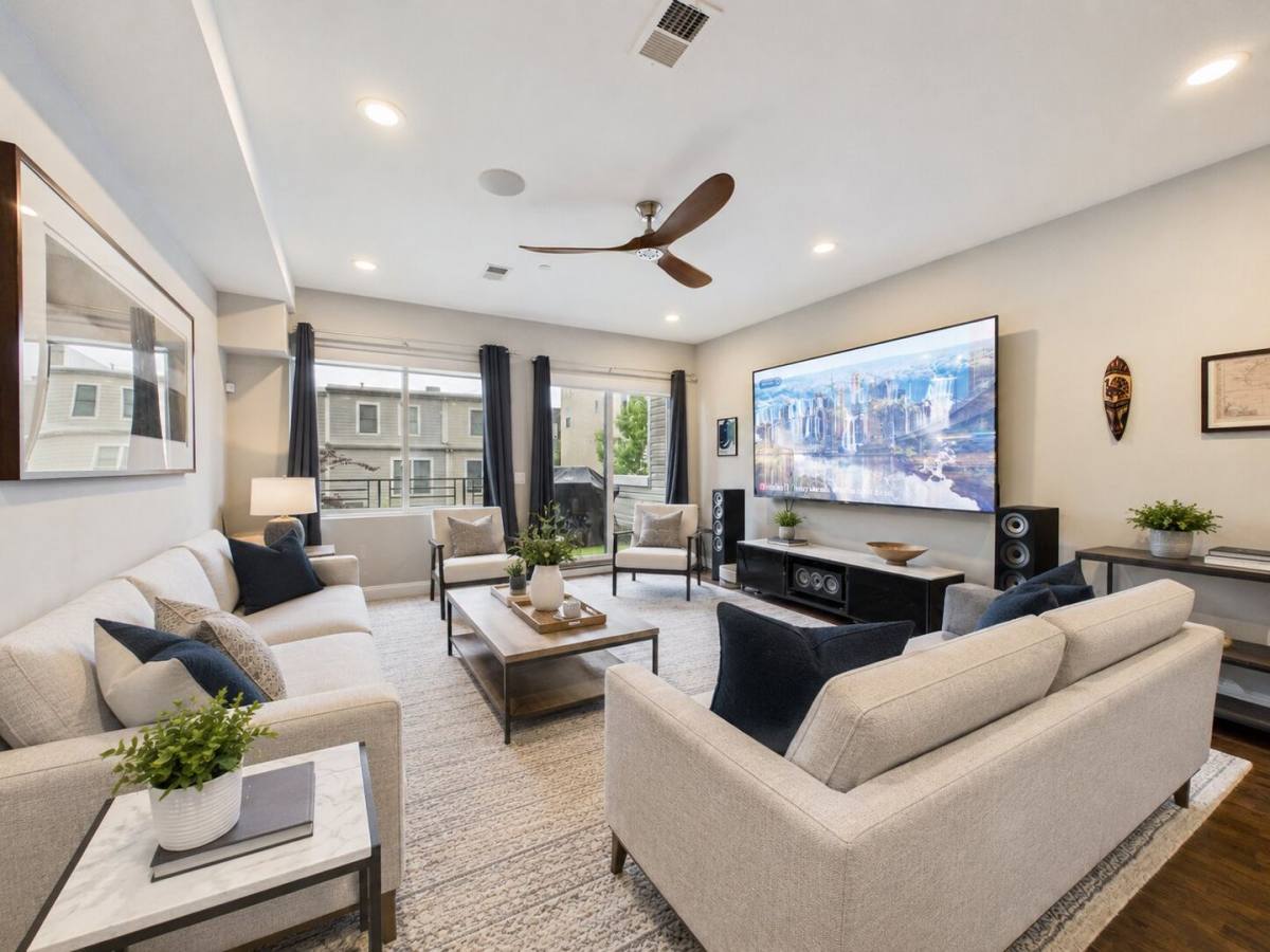 Condo for rent at 1514 Cambridge St, Philadelphia, PA 19130