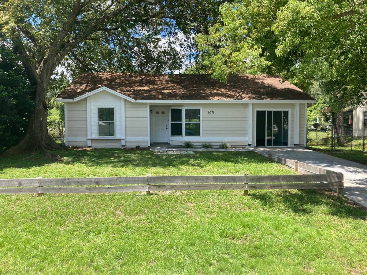 House for rent at 2671 Bentley Dr, Deltona, FL 32738
