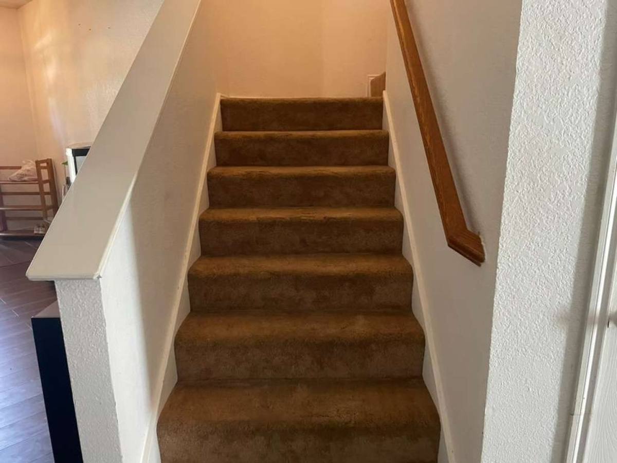 House for rent at 722 Gillon Dr, Arlington, TX 76001