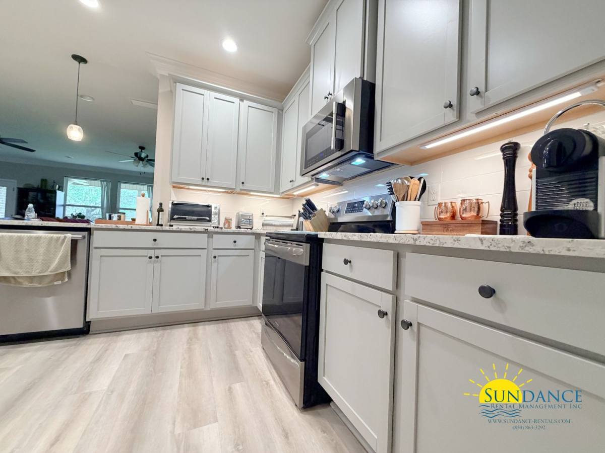 House for rent at 21 9th Ave, Shalimar, FL 32579