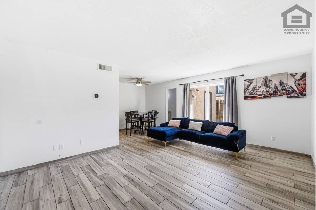 Townhouse for rent at 6011 W Townley Ave, Glendale, AZ 85302