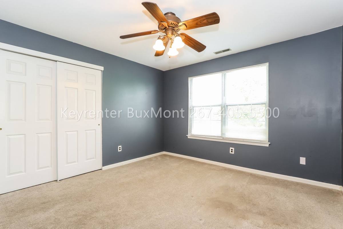 House for rent at 601 B Rose Hollow Dr, Morrisville, PA 19067