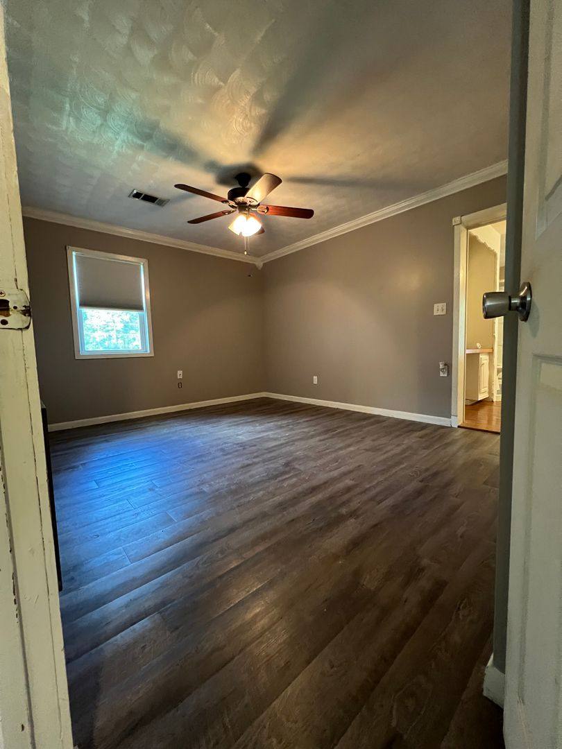House for rent at 523 County Rd, Water Valley, MS 38965