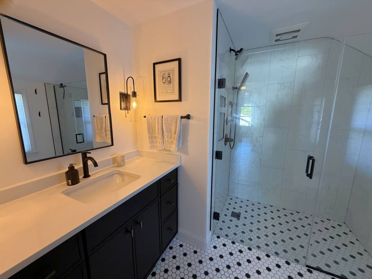 House for rent at 398 Elm St, Pittsfield, MA 01201