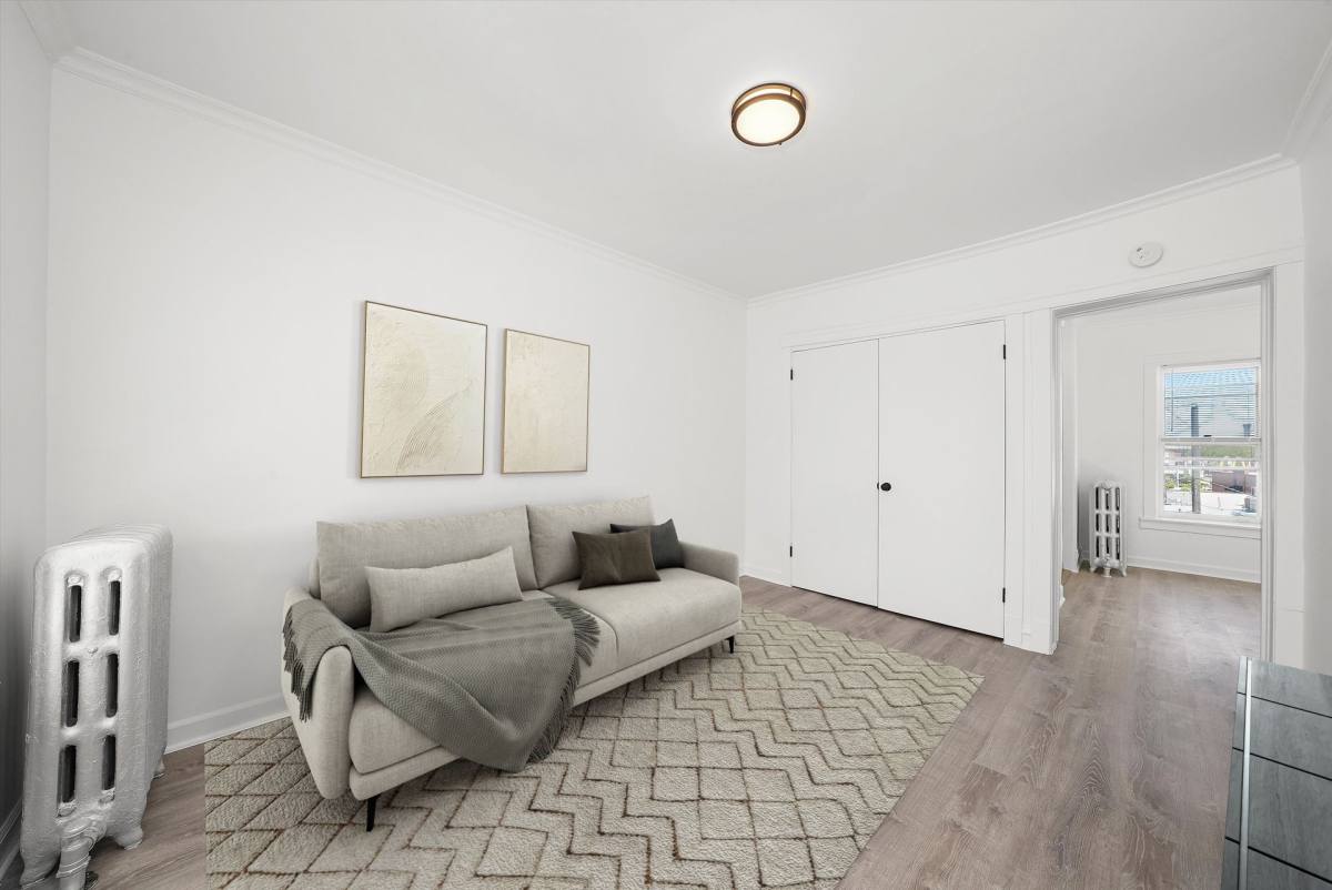Apartment for rent at 1716 W N Shore Ave, Chicago, IL 60626
