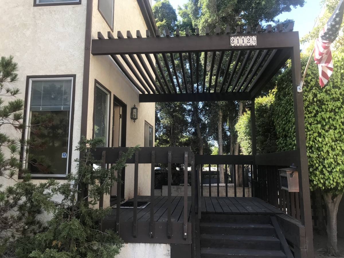Apartment for rent at 2112 Pullman Lane, Redondo Beach, CA 90278