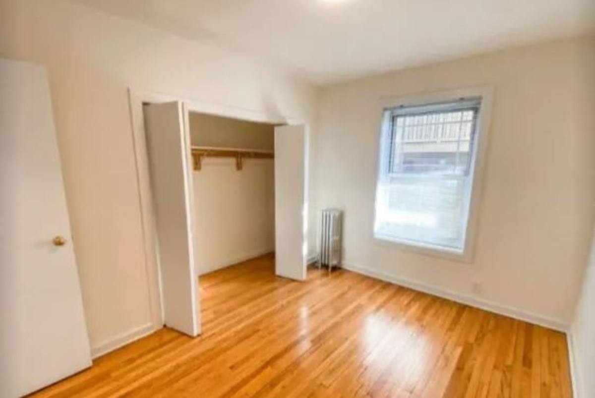 Apartment for rent at 4518-4522 N Greenview Ave, Chicago, IL 60640