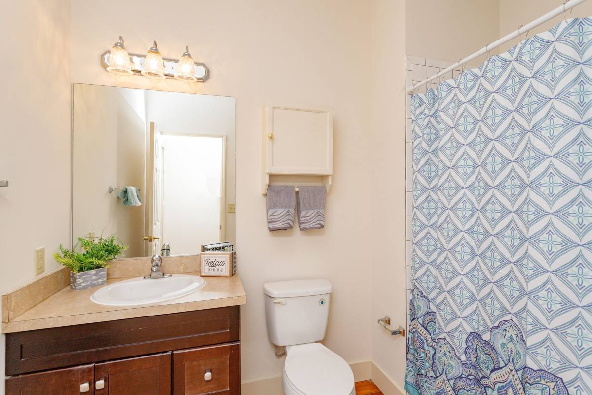 Apartment for rent at 87 N Central Ave, Umatilla, FL 32784