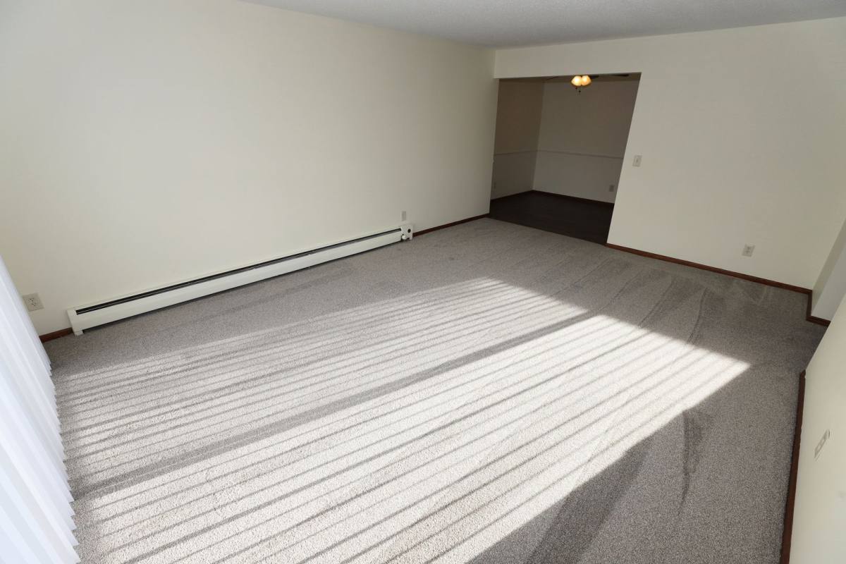 Apartment for rent at 4201 Parklawn Ave, Minneapolis, MN 55435