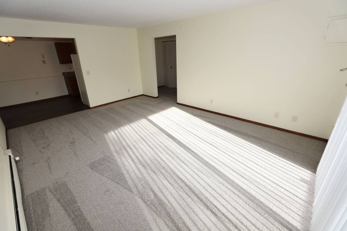Apartment for rent at 4201 Parklawn Ave, Minneapolis, MN 55435