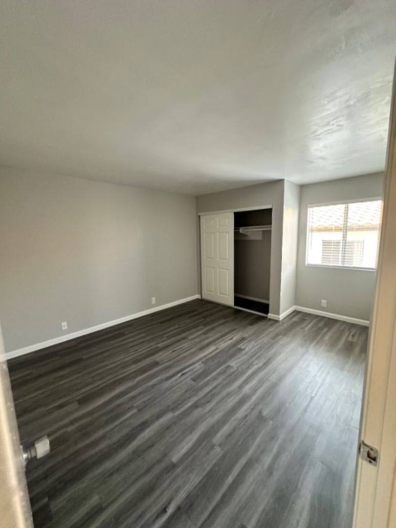 Apartment for rent at 960 E Chase Ave, El Cajon, CA 92020