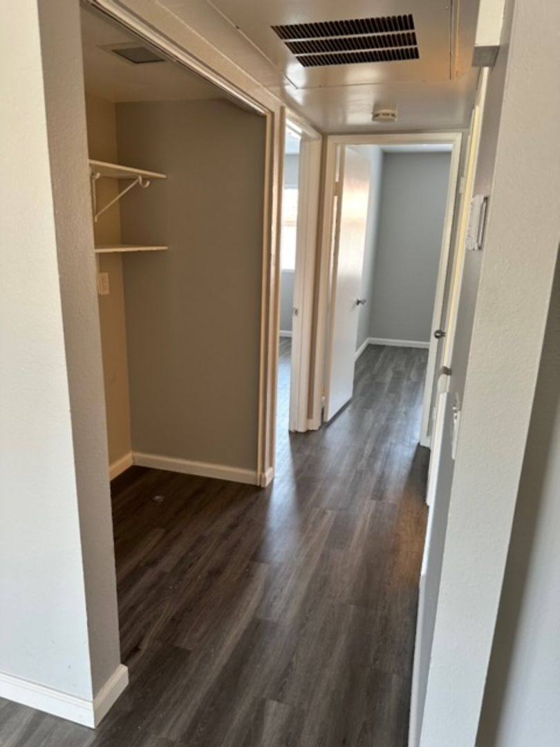Apartment for rent at 960 E Chase Ave, El Cajon, CA 92020