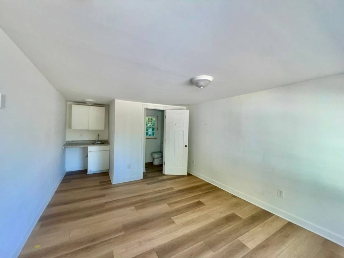 Apartment for rent at 1103 Dunbar #4, Myrtle Beach, SC 29577