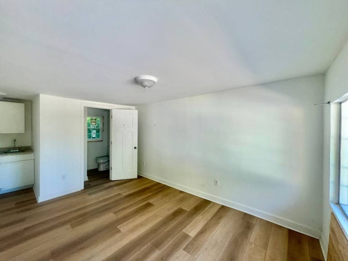 Apartment for rent at 1103 Dunbar #4, Myrtle Beach, SC 29577